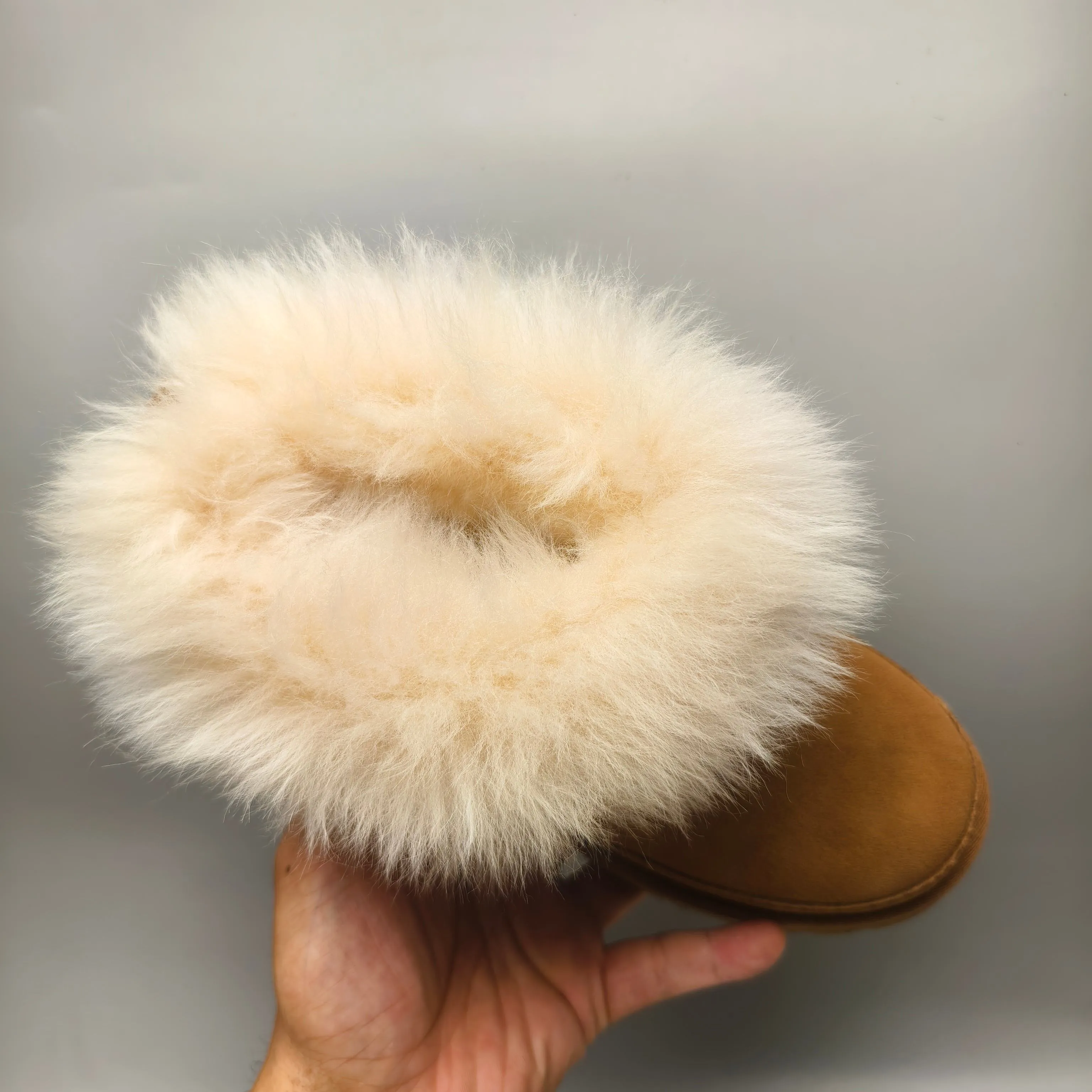 💰560 UGG sheepskin all-in-one snow boots 3832 fur fashion shoes color: maroon light blue sand matching size: 35-41